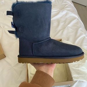 Authentic Bailey Bow Uggs